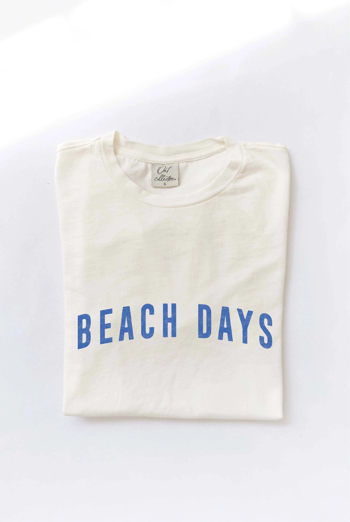 BEACH DAYS Mineral Washed Graphic Top OAT COLLECTIVE