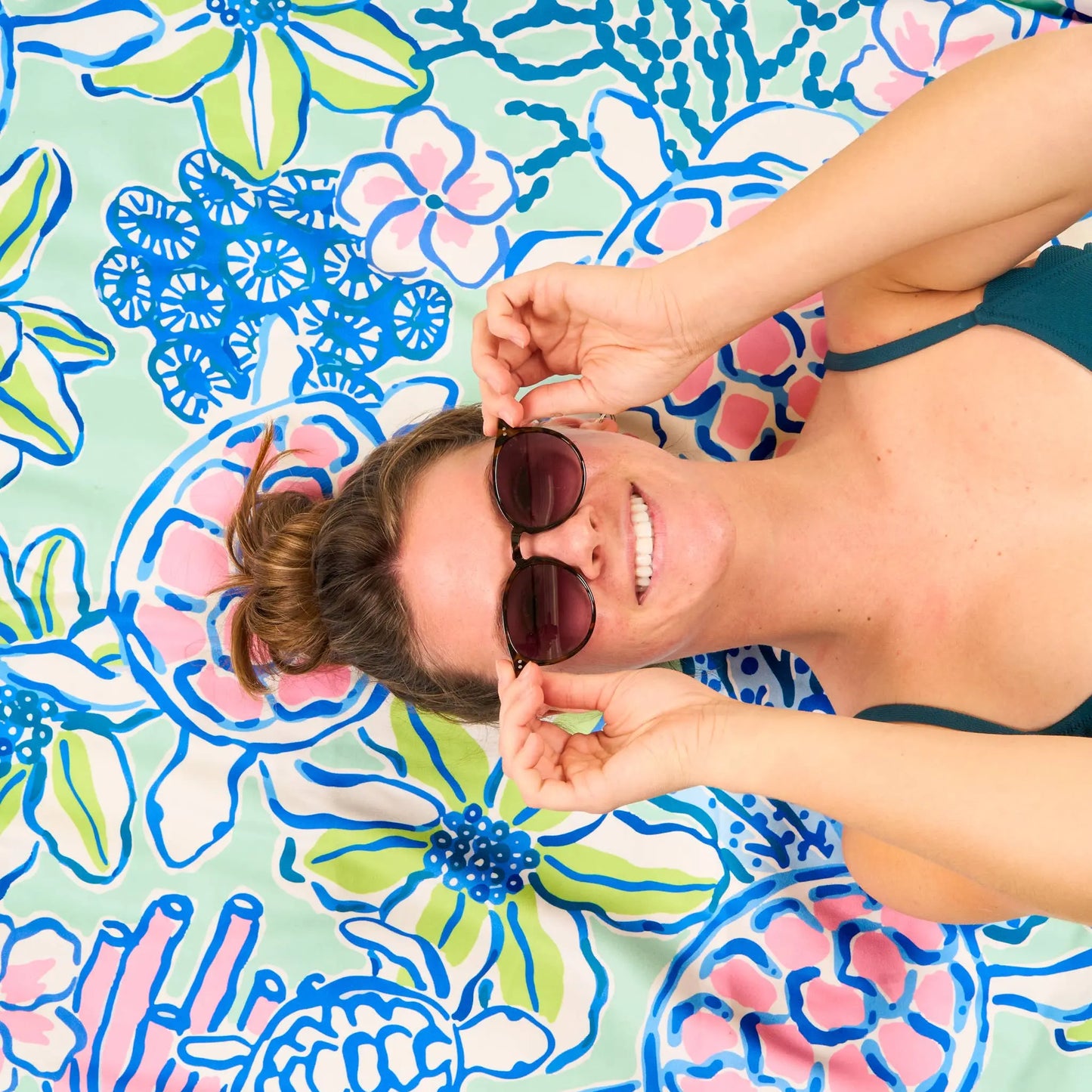 XL Quick-Dry Beach Towel - Coastal Cove The Darling Effect