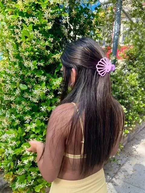 Seashell Hair Claw The-Beachy-Traveler