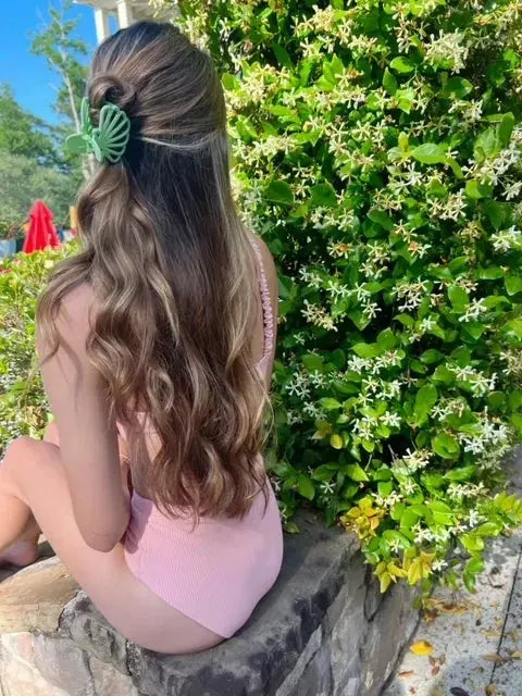 Seashell Hair Claw The-Beachy-Traveler